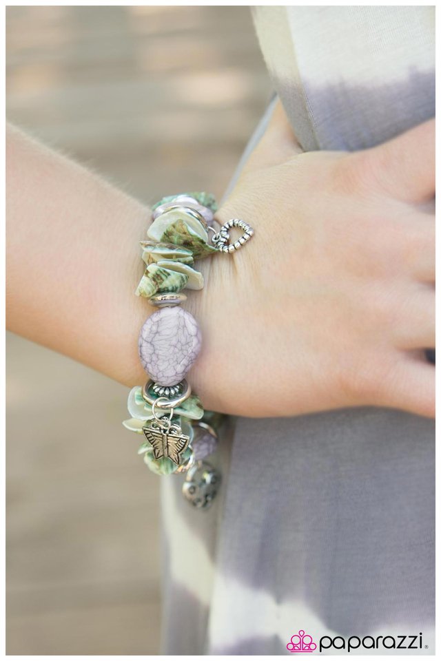 Paparazzi Bracelet ~ Shell We Dance? - White