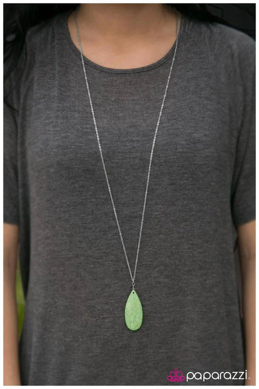 Paparazzi Necklace ~ Stone River - Green