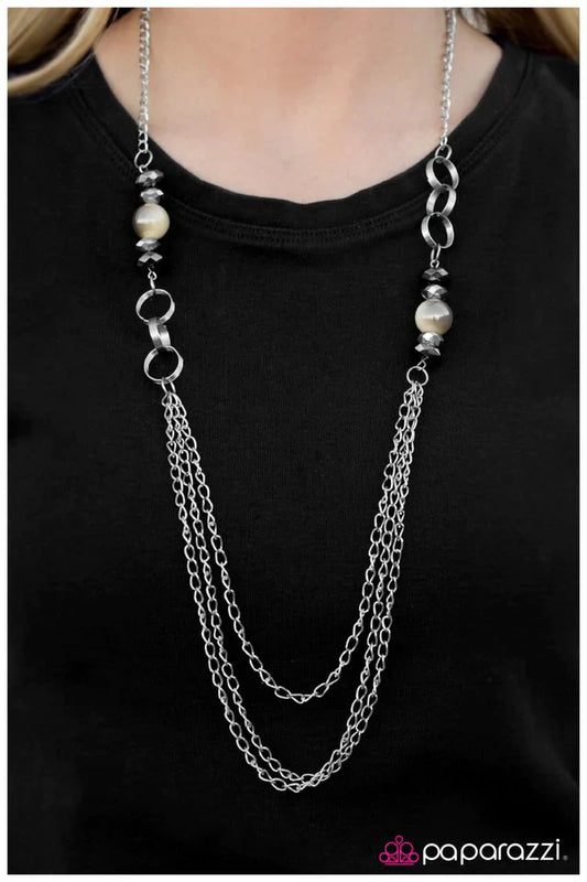 Paparazzi Necklace ~ Delirium - White