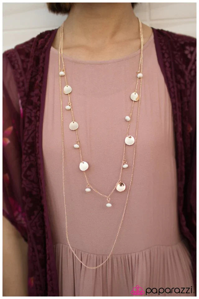 Paparazzi Necklace ~ The Hustle - Gold