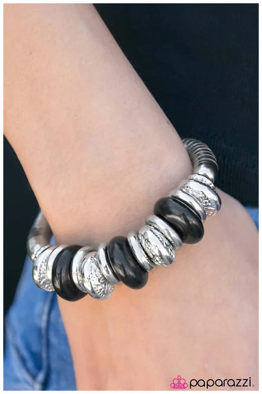 Paparazzi Bracelet ~ Go For A Spin - Black