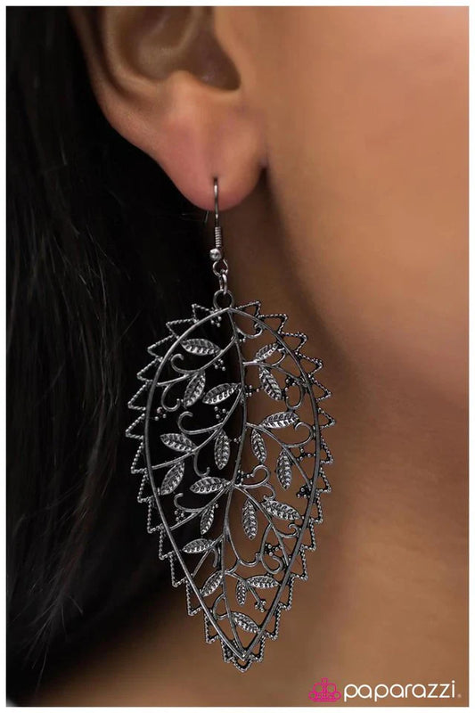 Paparazzi Earring ~ Beyond BeLEAF - Black