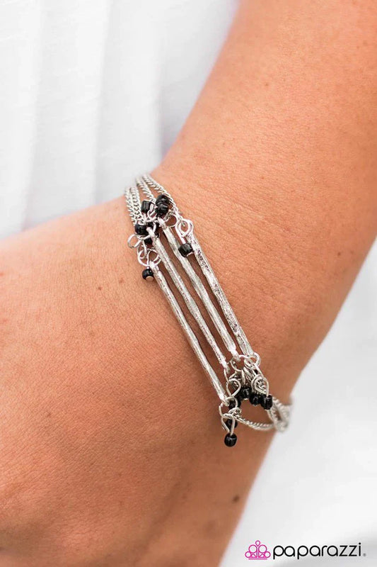 Paparazzi Bracelet ~ Attagirl! - Black
