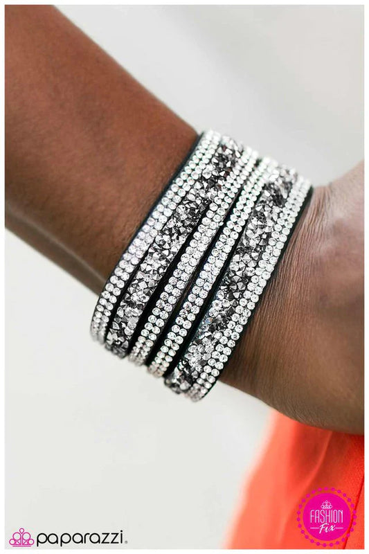 Paparazzi Bracelet ~ Not Ready To Make Nice - Black