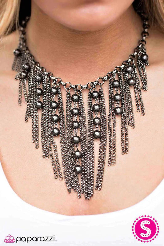 Paparazzi Necklace ~ A Risk I Am Willing To Take - Black