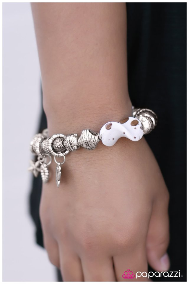 Paparazzi Bracelet ~ Some Kind Of Wonderful- White