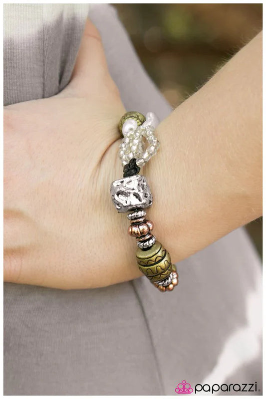 Paparazzi Bracelet ~ Nirvana - White