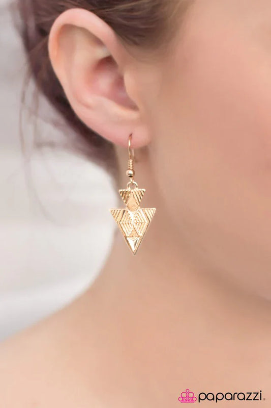 Paparazzi Earring ~ Thats The SPEAR-it! - Gold