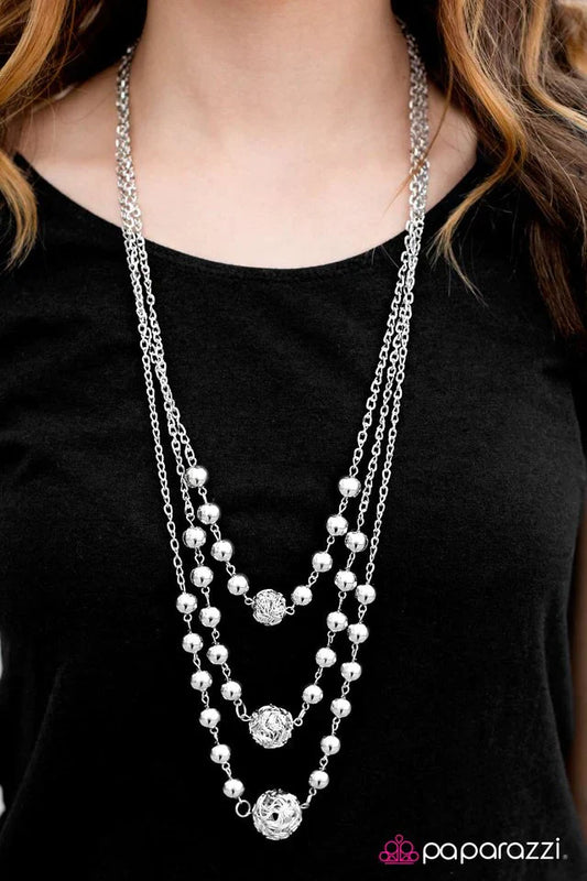 Paparazzi Necklace ~ Wire Wonders - Silver