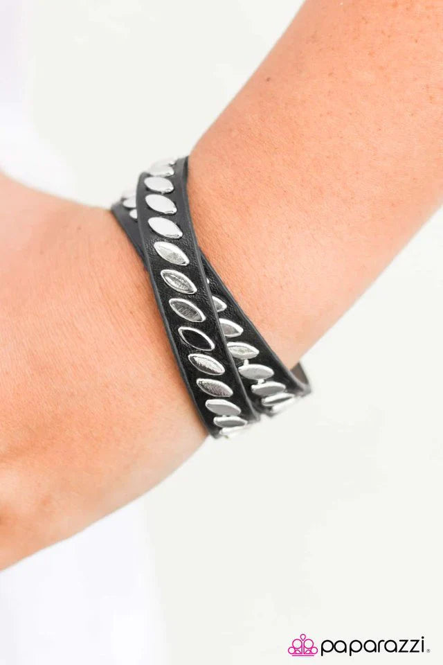 Paparazzi Bracelet ~ Hey, Batter Batter - Black