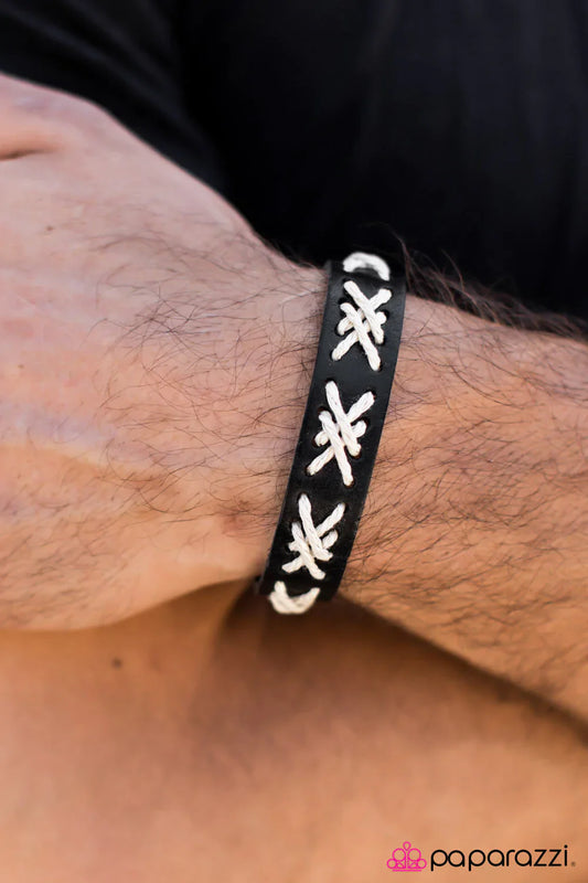 Paparazzi Bracelet ~ Winners Never Quit  - Black