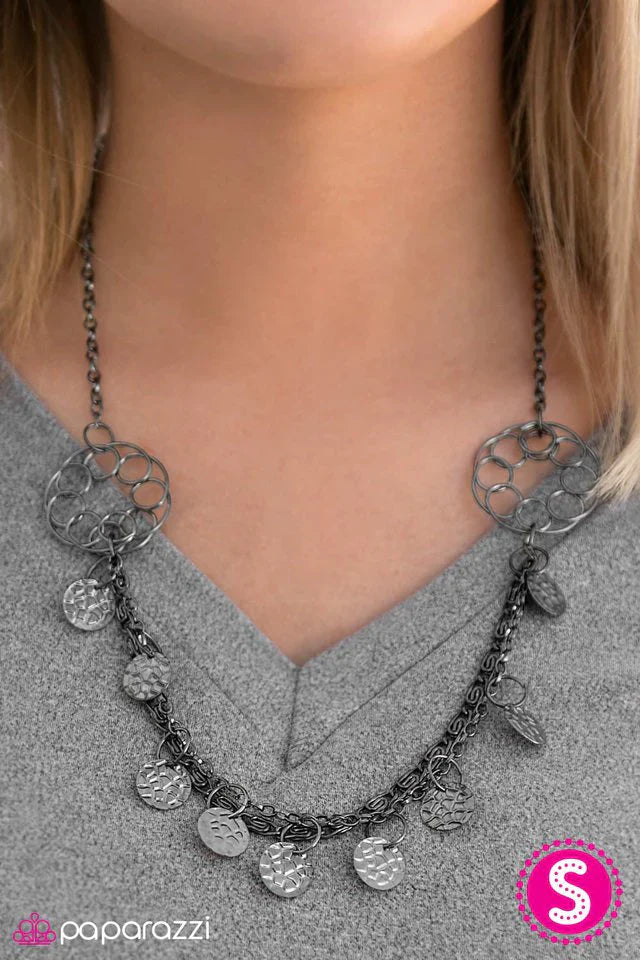 Paparazzi Necklace ~ Pirate Queen - Black