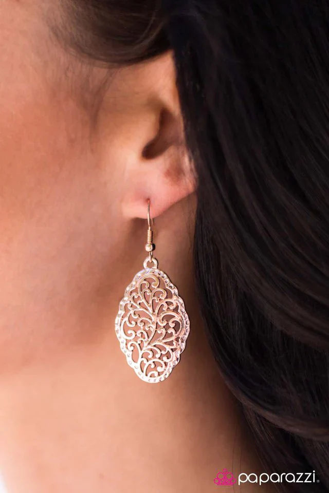 Paparazzi Earring ~ Filigree Gardens - Gold