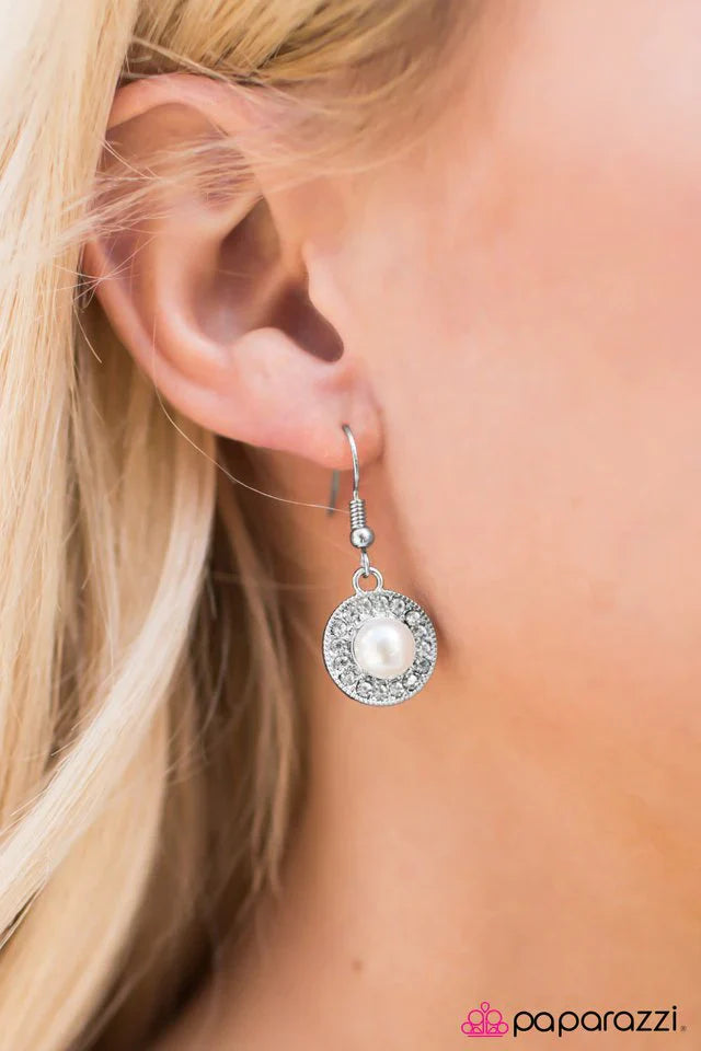 Paparazzi Earring ~ Oceans Apart - White