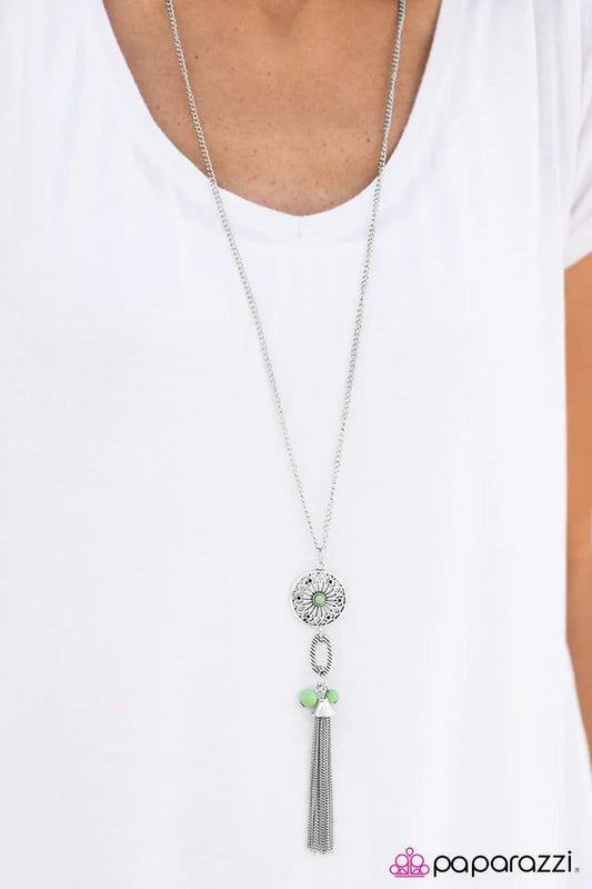 Paparazzi Necklace ~ Gypsy Daydream - Green