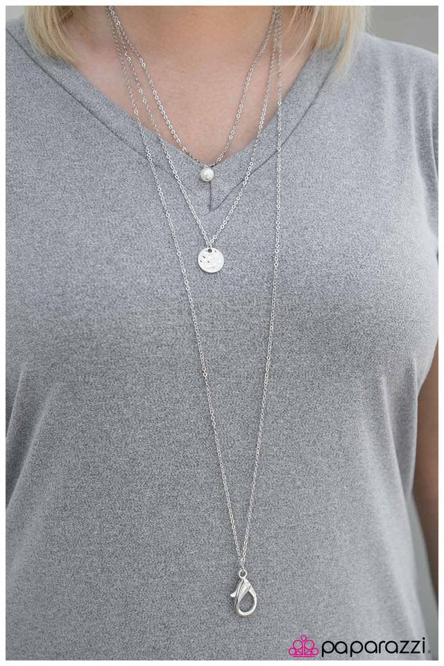 Paparazzi Necklace ~ Inspire and Be Inspired - White