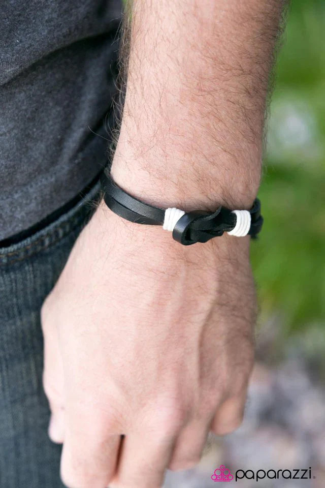 Paparazzi Bracelet ~ Strong Finish - Black