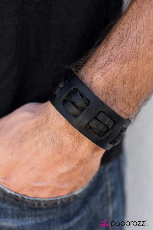 Paparazzi Bracelet ~ The Huntsman - Black