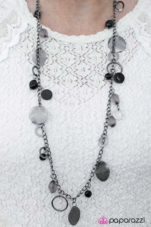 Paparazzi Necklace ~ Let There Be Music - Black