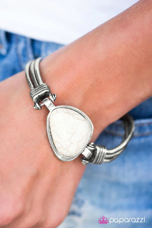 Paparazzi Bracelet ~ Stone Art - White