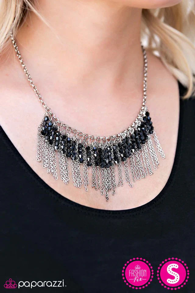 Paparazzi Necklace ~ I Got It From My Mama - Blue