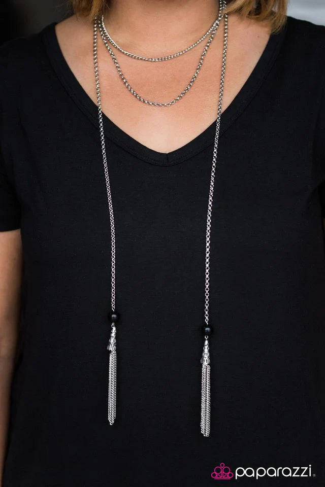 Paparazzi Necklace ~ Scarf it Down - Black