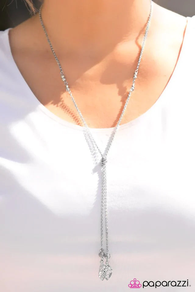 Paparazzi Necklace ~ LEAF It Be! - Silver