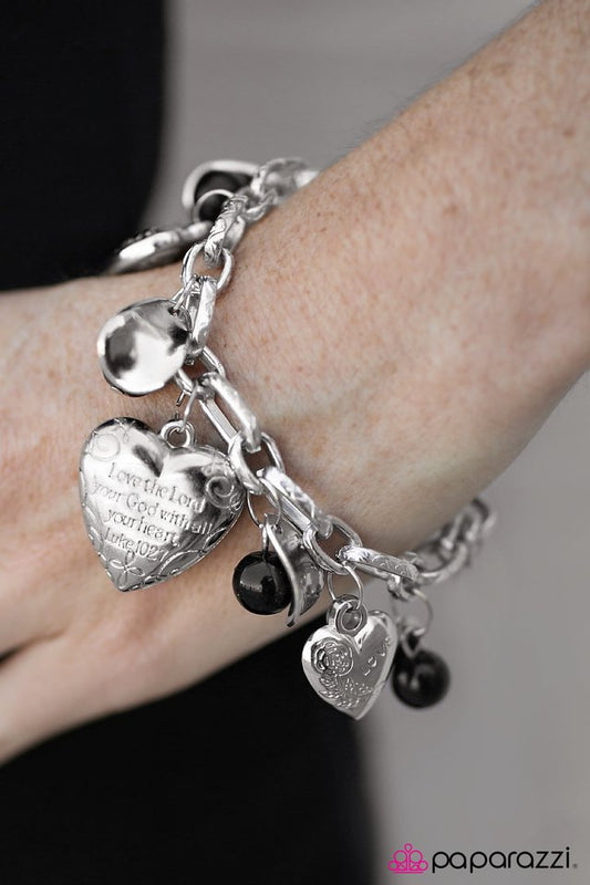 Paparazzi Bracelet ~ Love Will Find A Way - Black