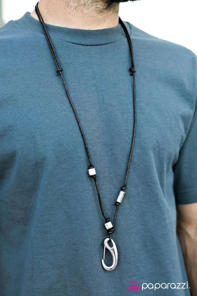 Paparazzi Necklace ~ A Mans Man - Black
