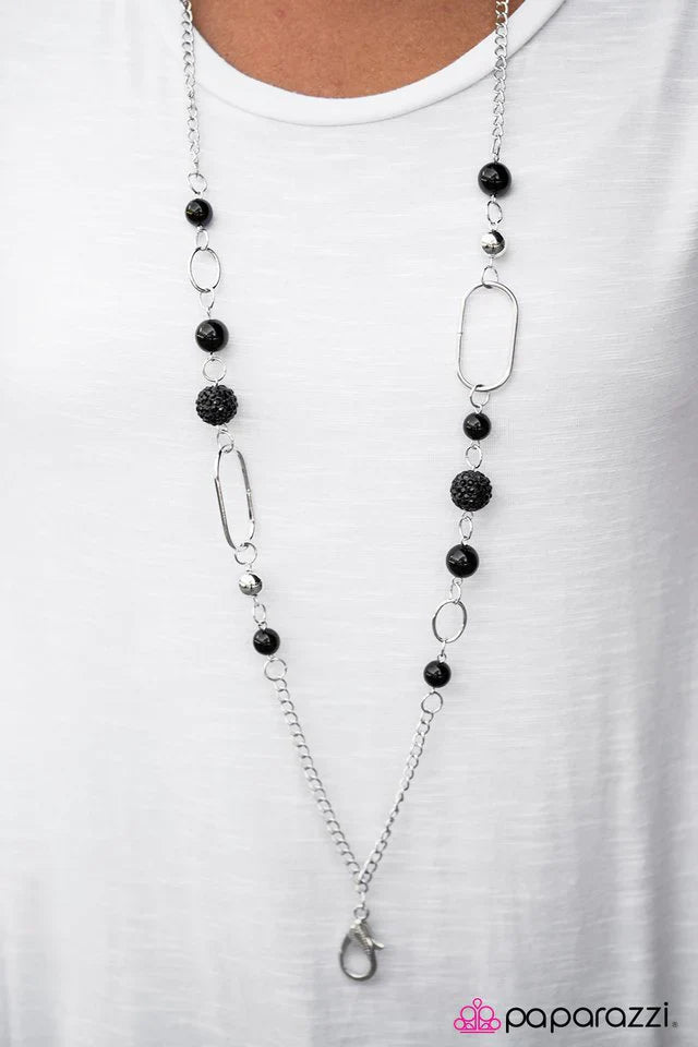 Paparazzi Necklace ~ Schools In Session - Black