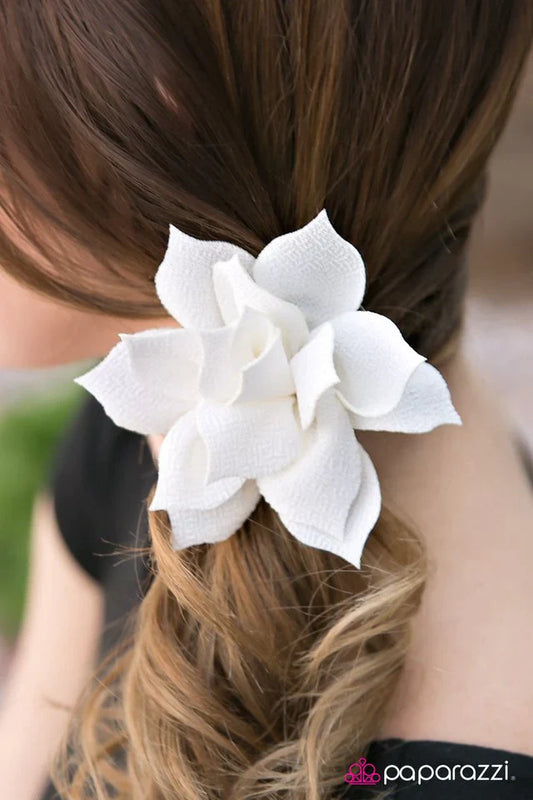 Paparazzi Hair Accessories ~ Wild Orchid - White