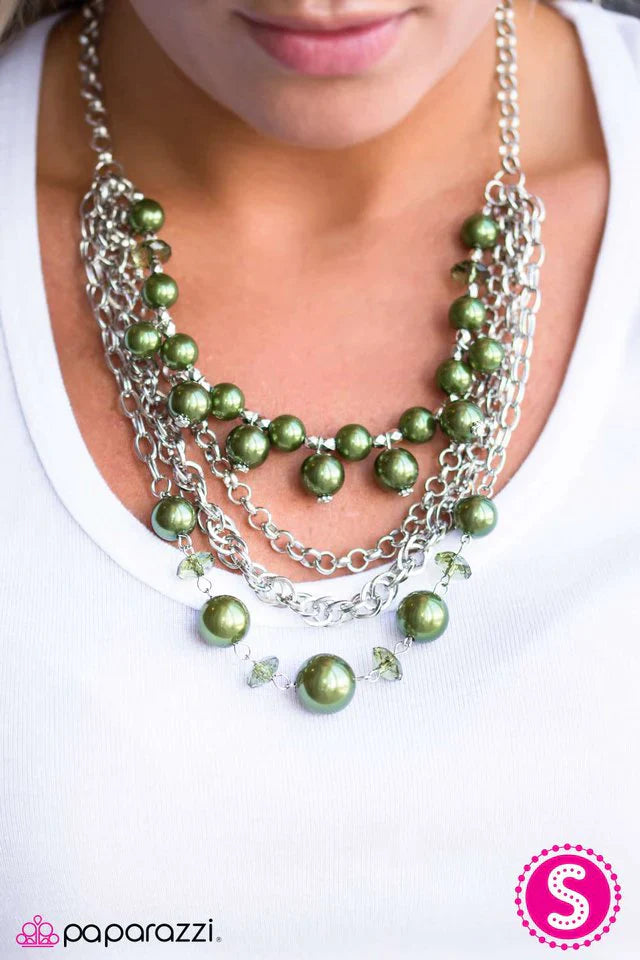 Paparazzi Necklace ~ When On Wall Street - Green