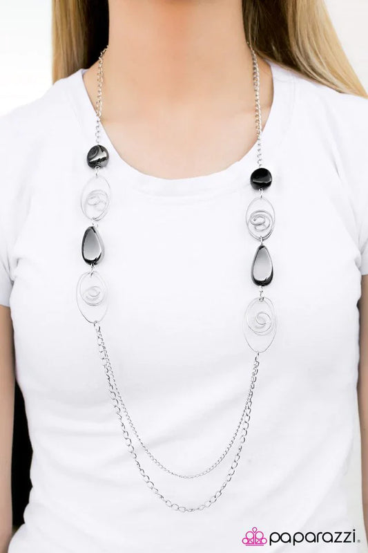 Paparazzi Necklace ~ Twisted Fantasy - Black