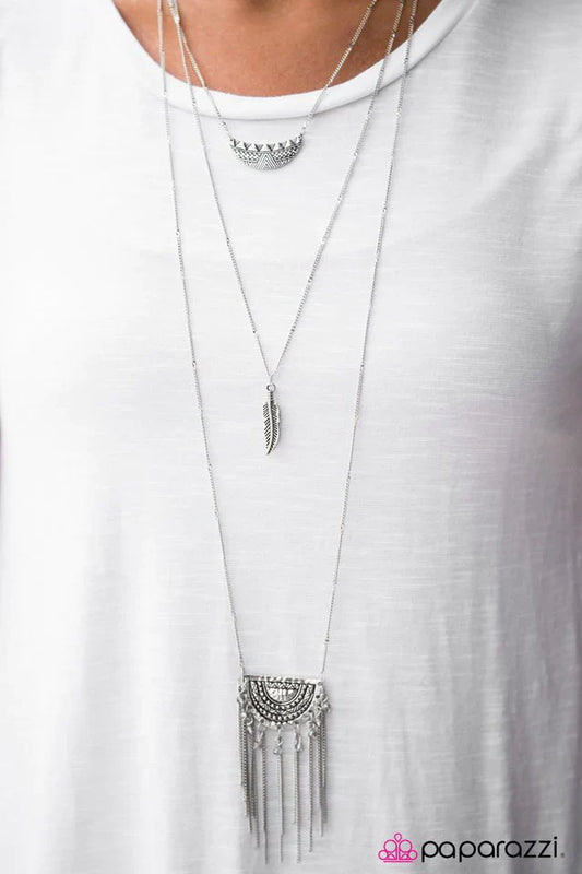 Paparazzi Necklace ~ Desert Kite - Silver