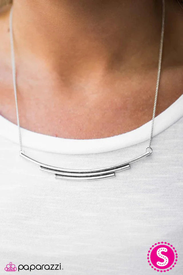 Paparazzi Necklace ~ Majestic Mesas - Silver