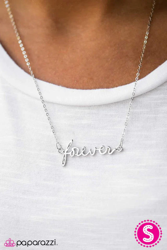 Paparazzi Necklace ~ Forever Free - Silver