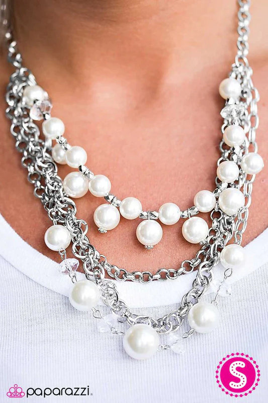 Paparazzi Necklace ~ When On Wall Street - White