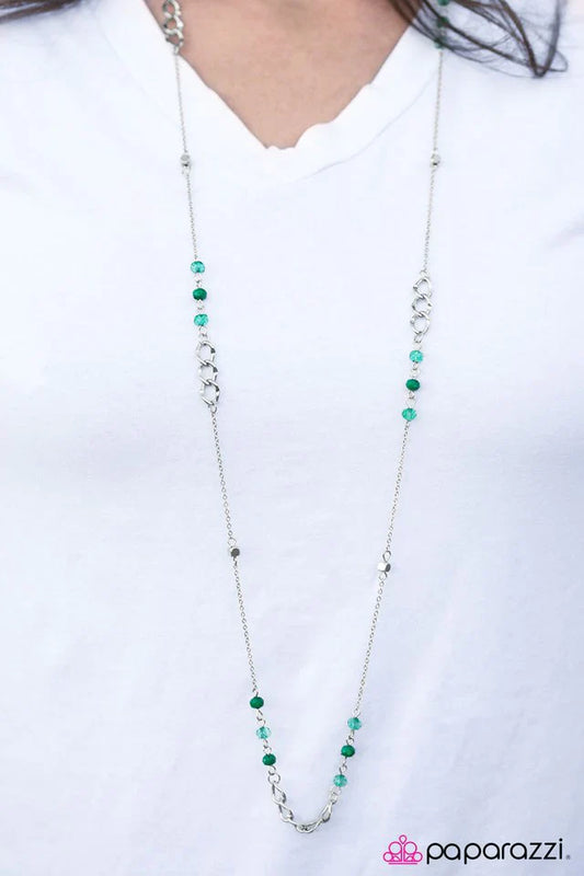 Paparazzi Necklace ~ Pristine Bay - Green