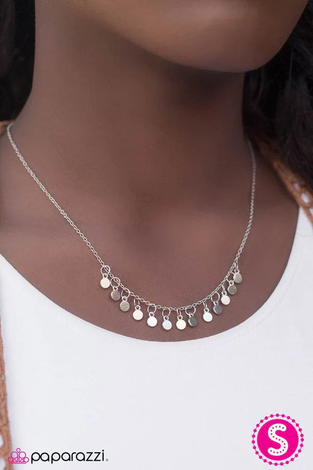 Paparazzi Necklace ~ Soaking Up The Spotlight - Silver