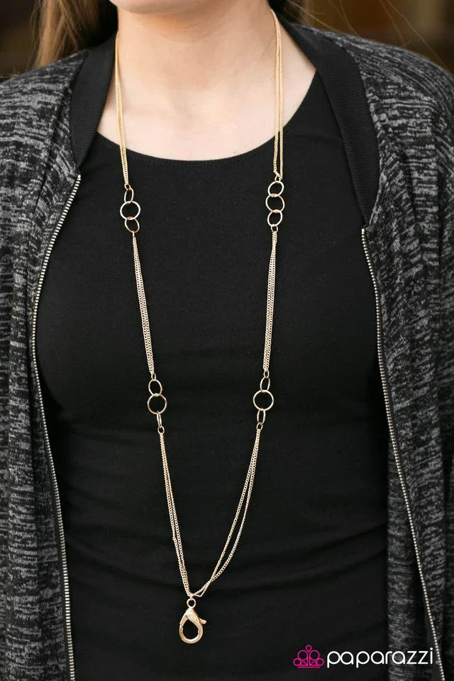Paparazzi Necklace ~ Sleek Simplicity - Gold