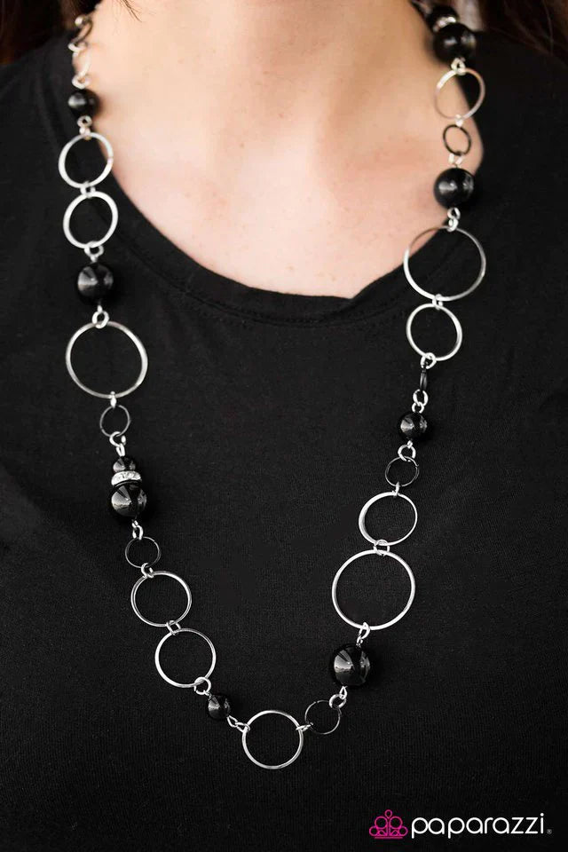 Paparazzi Necklace ~ Musical Reverie - Black