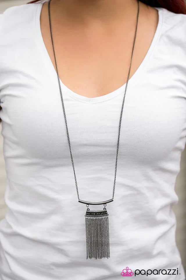 Paparazzi Necklace ~ Tempting Temptress - Black