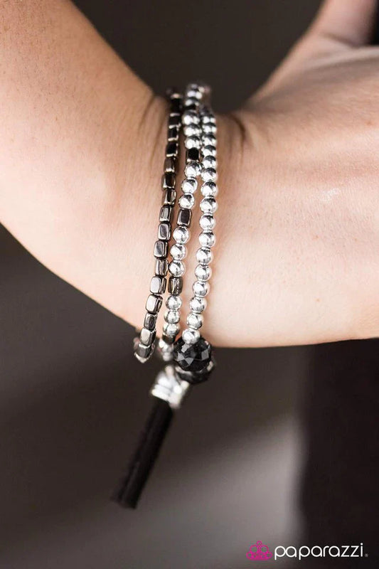 Paparazzi Bracelet ~ Nama-Stay The Night - Black