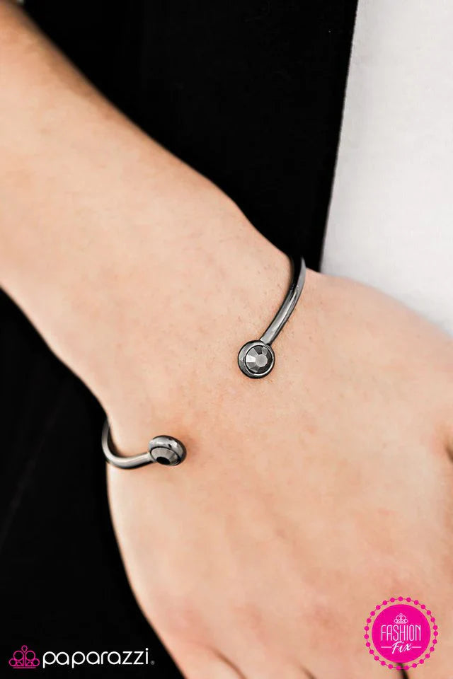 Paparazzi Bracelet ~ SHINE All SHINE - Black