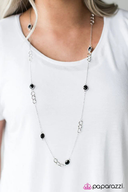 Paparazzi Necklace ~ Parisian Romance - Black