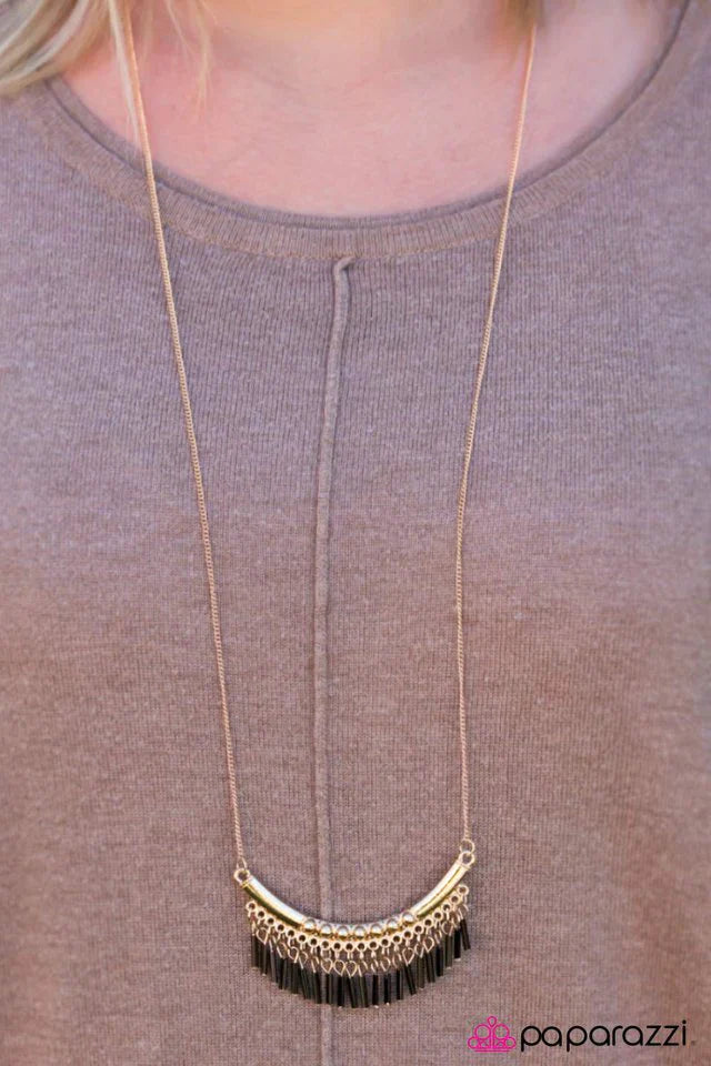 Paparazzi Necklace ~ Goddess Grandeur - Gold