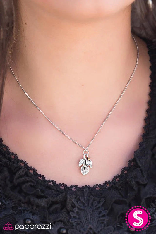 Paparazzi Necklace ~ LEAF-ing Home - Brown