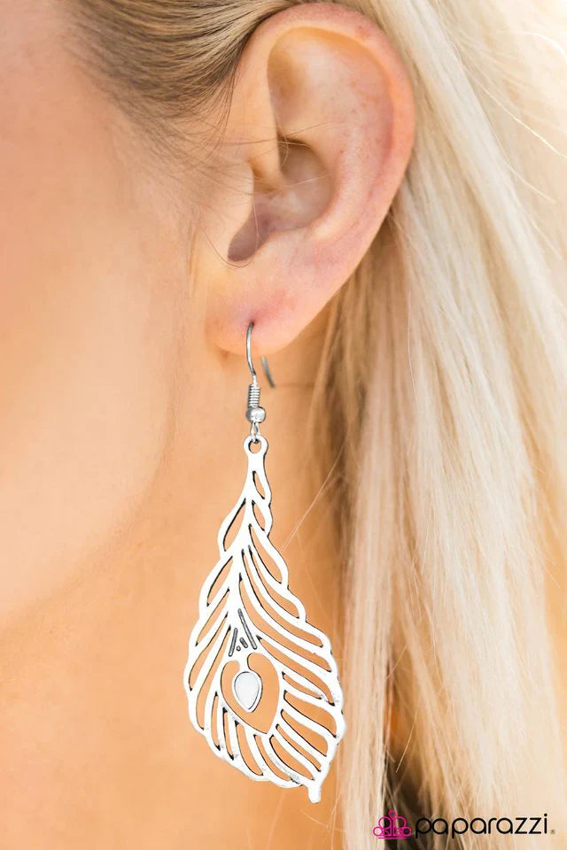 Paparazzi Earring ~ Let Your Heart Soar - White