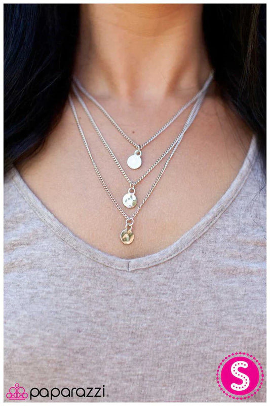Paparazzi Necklace ~ Subtle Sophistication - Silver