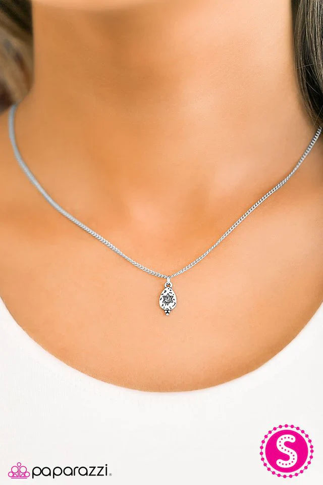 Paparazzi Necklace ~ Shine Your Brightest - Silver